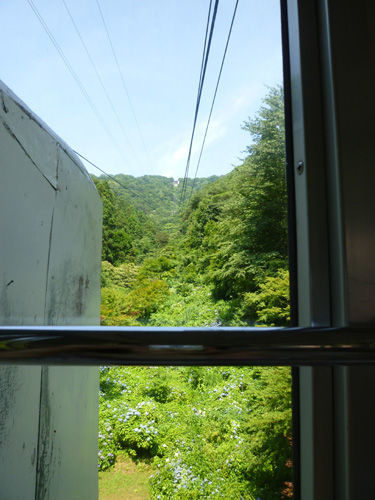 弥彦山の山頂へロープウェイで@2011夏の新潟旅行_c0152767_14360653.jpg