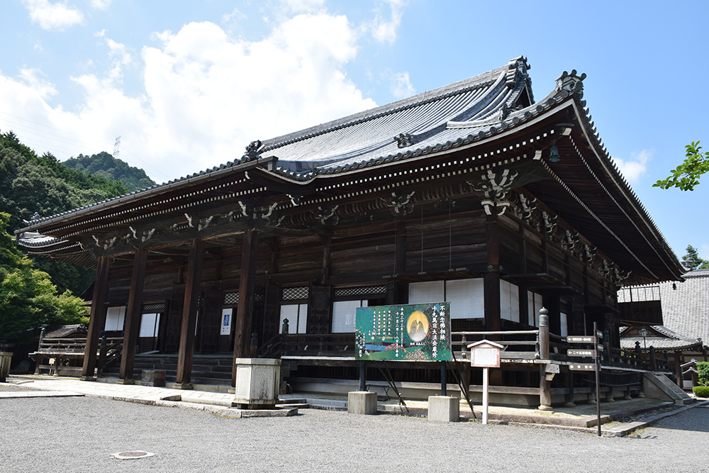 明智光秀と一族の菩提寺・西教寺。_e0158128_19113631.jpg