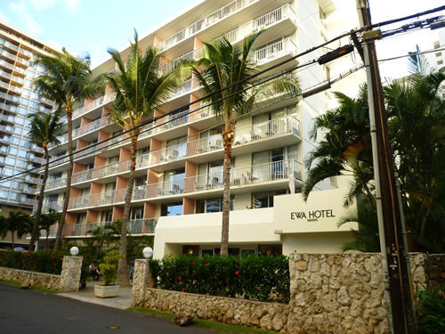 Ewa Hotel Waikiki(エバホテルワイキキ)@ハワイでごはん2013秋_c0152767_21213129.jpg