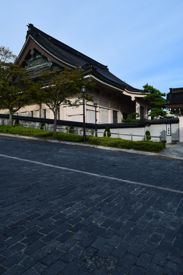 東本願寺函館別院(函館の建築再見)_f0142606_08421400.jpg