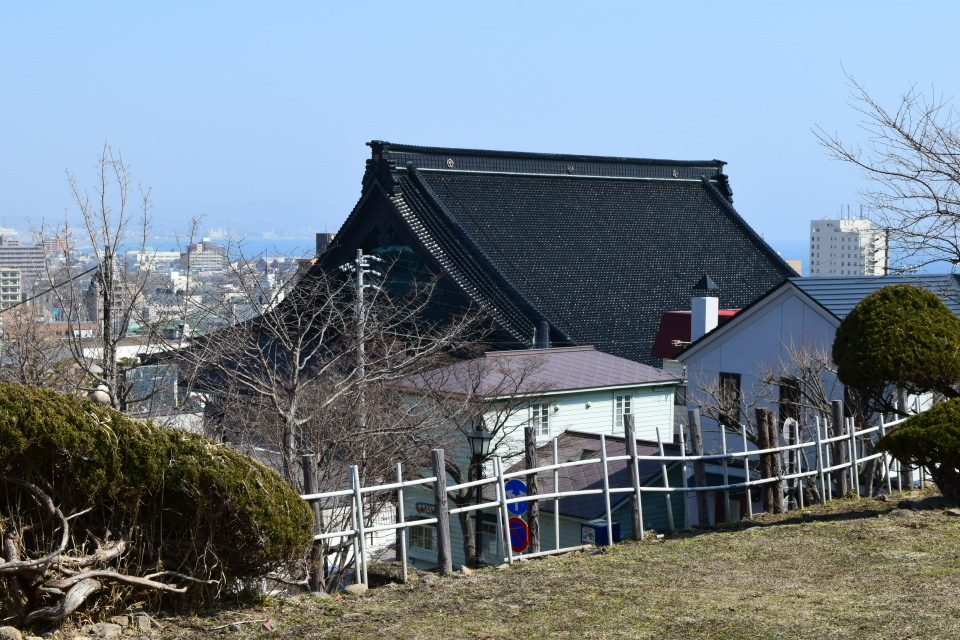 東本願寺函館別院(函館の建築再見)_f0142606_08490514.jpg