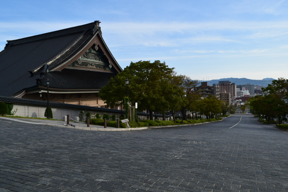 東本願寺函館別院(函館の建築再見)_f0142606_09000630.jpg