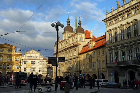 プラハ城 (Pražský hrad) への道_a0151913_1901598.jpg