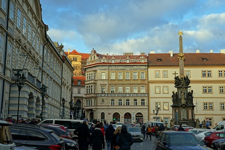 プラハ城 (Pražský hrad) への道_a0151913_1912253.jpg