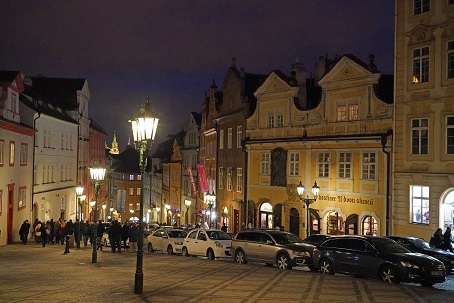 プラハ城 (Pražský hrad) への道_a0151913_1964148.jpg