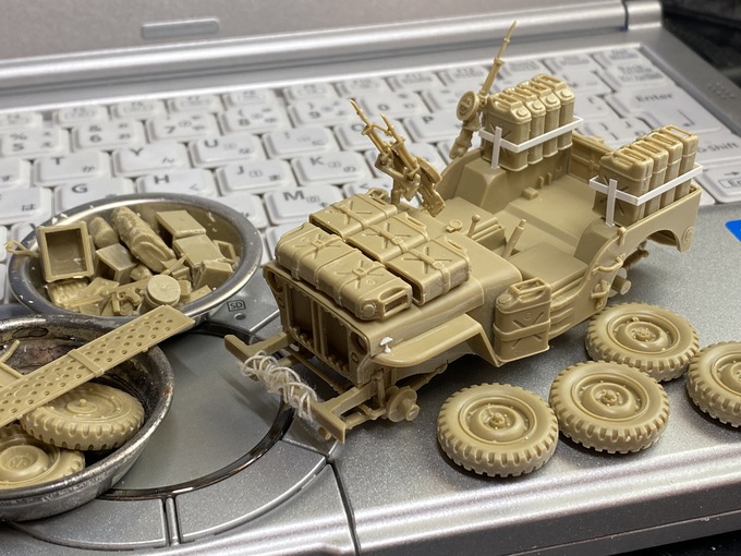 イギリスSASジープ1/35簡易ジオラマ まち