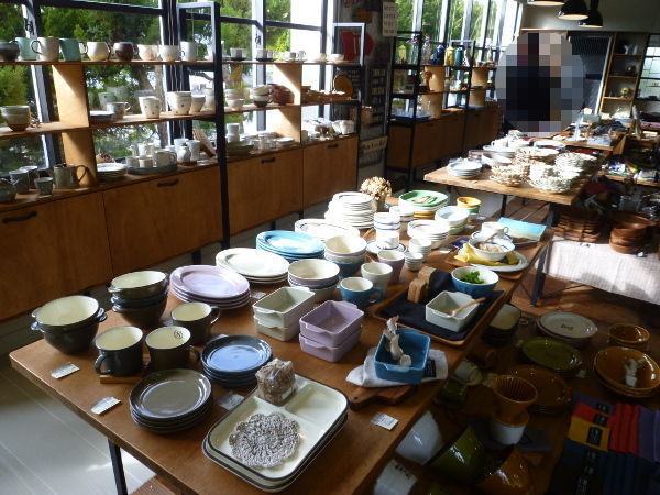 美濃焼ほか陶器が激安!織部ヒルズ散策@岐阜でごはん2017冬_c0152767_22115988.jpg