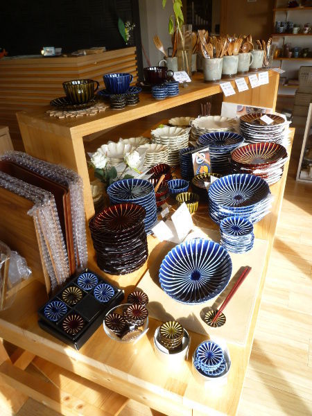 美濃焼ほか陶器が激安!織部ヒルズ散策@岐阜でごはん2017冬_c0152767_22132117.jpg