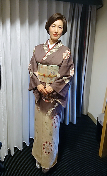 大人の洗練 シックな訪問着の着こなし術 それいゆのおしゃれ着物スタイル 大人の洗練 シックな訪問着の着こなし術 それいゆのおしゃれ着物スタイル