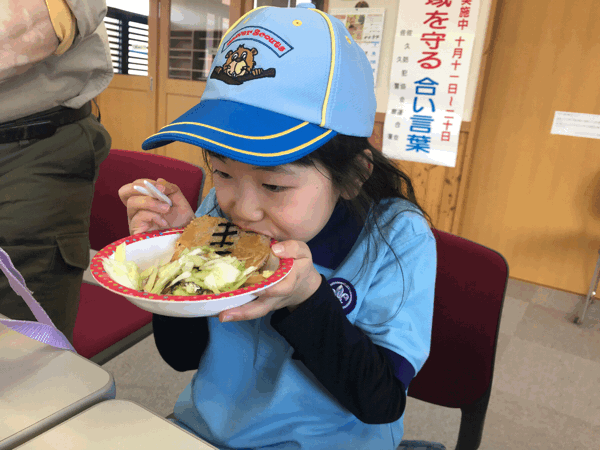 【ビーバー隊】 2月隊集会 「ビーバーかみかみクッキング」_c0221521_12500693.gif