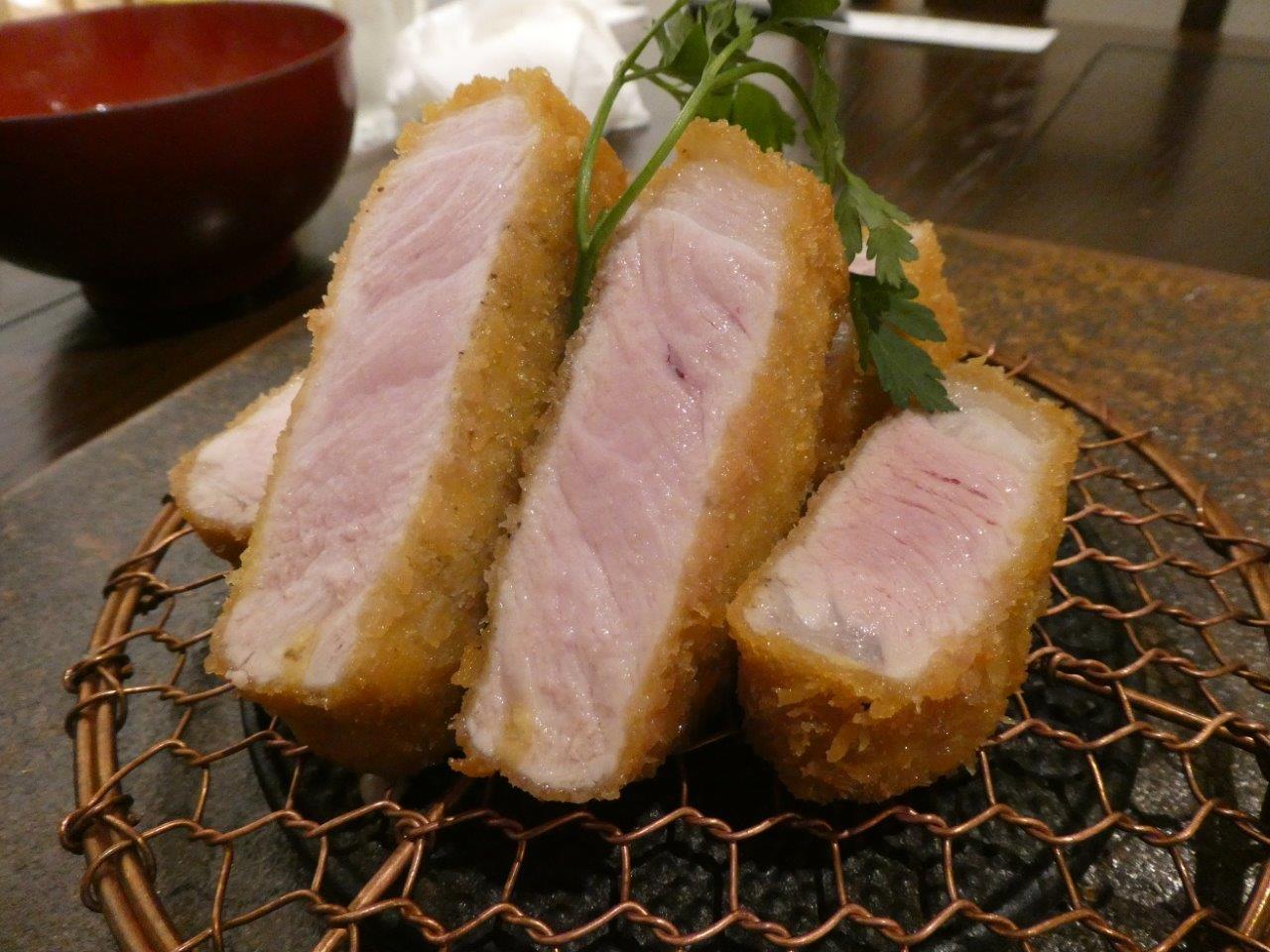 空蝉亭 （からせみてい） とんかつと呼ぶべきか_d0106134_19475365.jpg