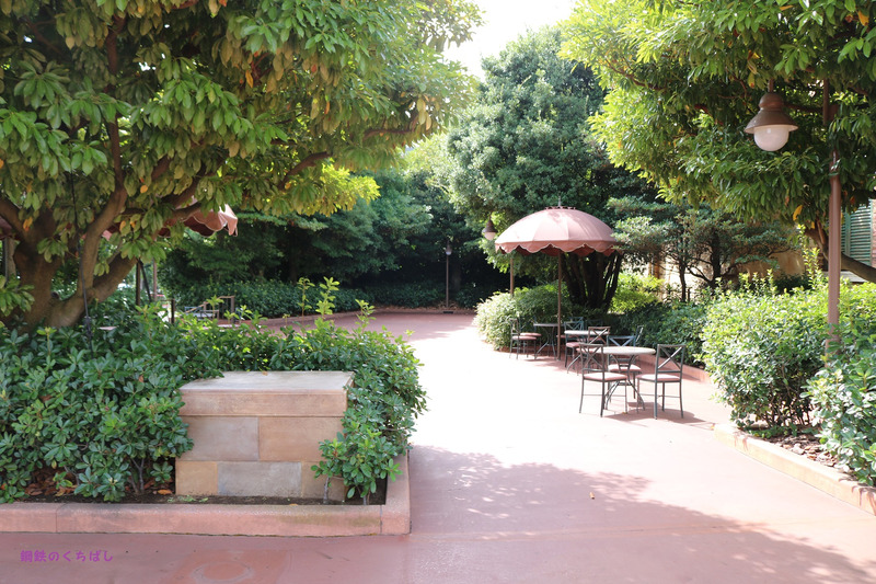 さんぽ 初めてのサウスゲートピクニックエリアと仮装着替えゾーン 東京ディズニーリポート