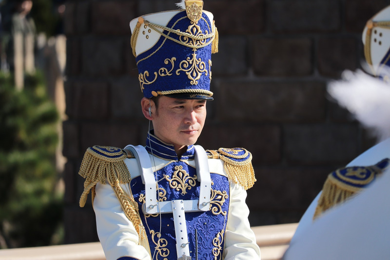 謎 城前結婚式の出演者って ディズニー ロイヤルドリーム ウェディング 東京ディズニーリポート