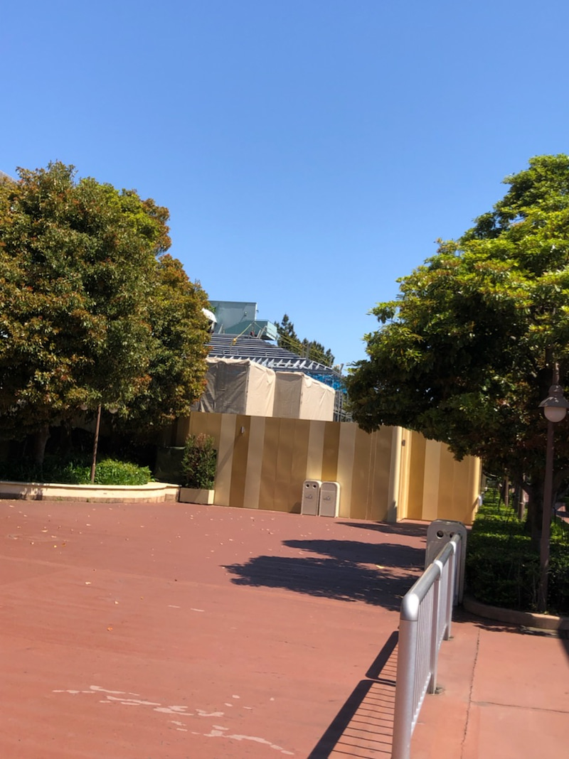 謎の建物 東京ディズニーシーサウス駐車場のアレ 東京ディズニーリポート