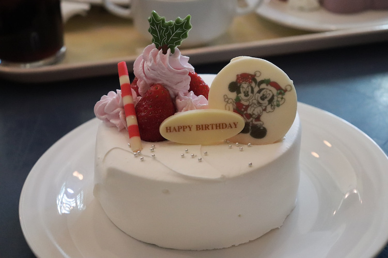 食レポ シェアできるバースデーケーキ ホライズンベイレストランクリスマスケーキ 東京ディズニーリポート