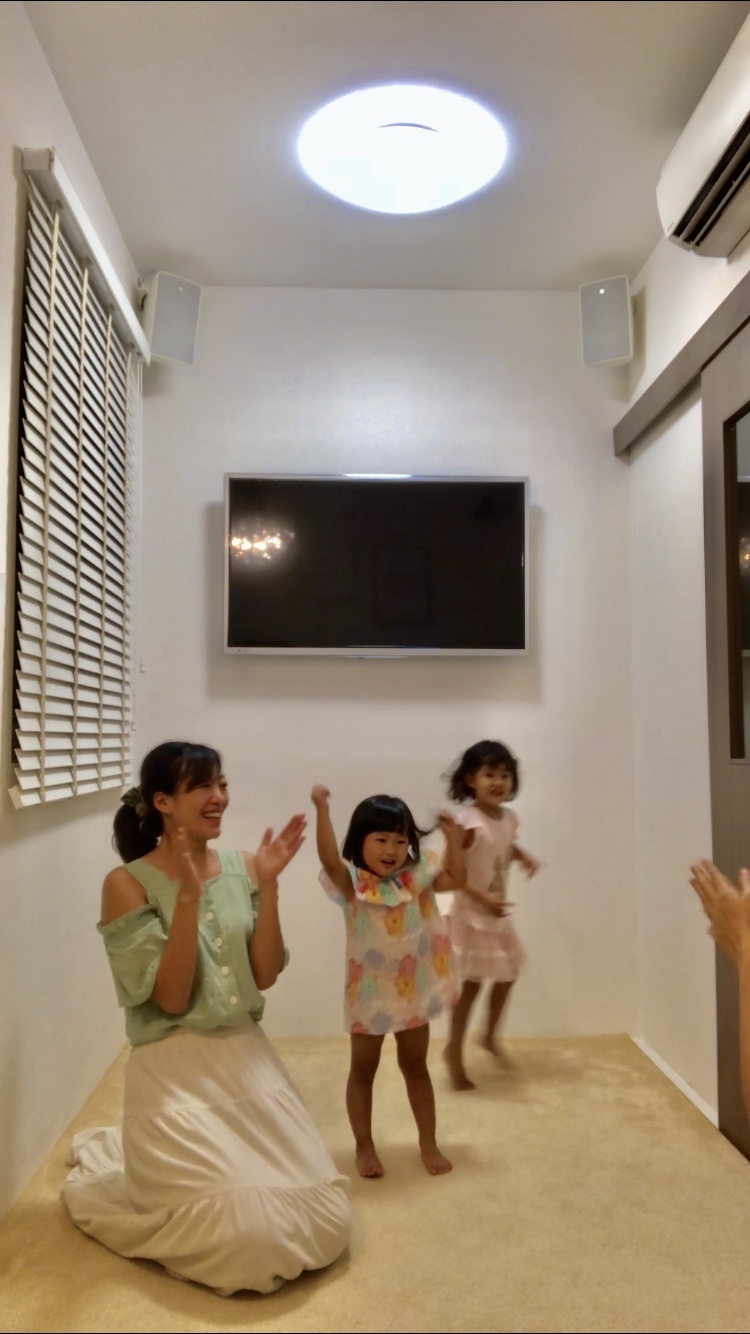 心をコントロールしやすくなる魔法の声とは?子供に与える影響とは?_b0226863_15061775.jpeg
