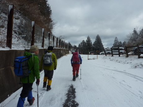 雪と氷が織りなす白銀の峰　『樹氷の高見山』_c0218841_11103939.jpg