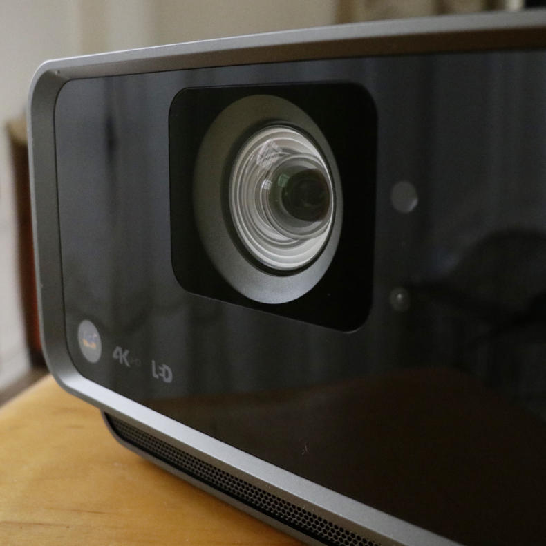 【PR】ViewSonic社製プロジェクター「X10-4K」にはこだわりがつまってる! 製品レビュー_c0060143_18204354.jpg