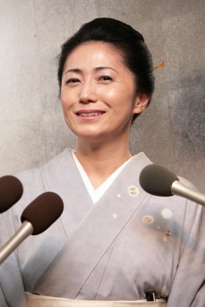 石川さゆり　ヌード 女教師 石川さゆり ピチピチのスキューバダイビングスーツ画像 : 女教師