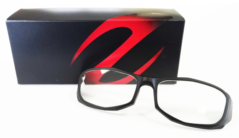 Zeque by ZEAL Optics(ゼクー バイ ジール)前掛け度付きサングラスモデルBARON(バロン)専用ジャケットリニューアル!_c0003493_13152918.jpg