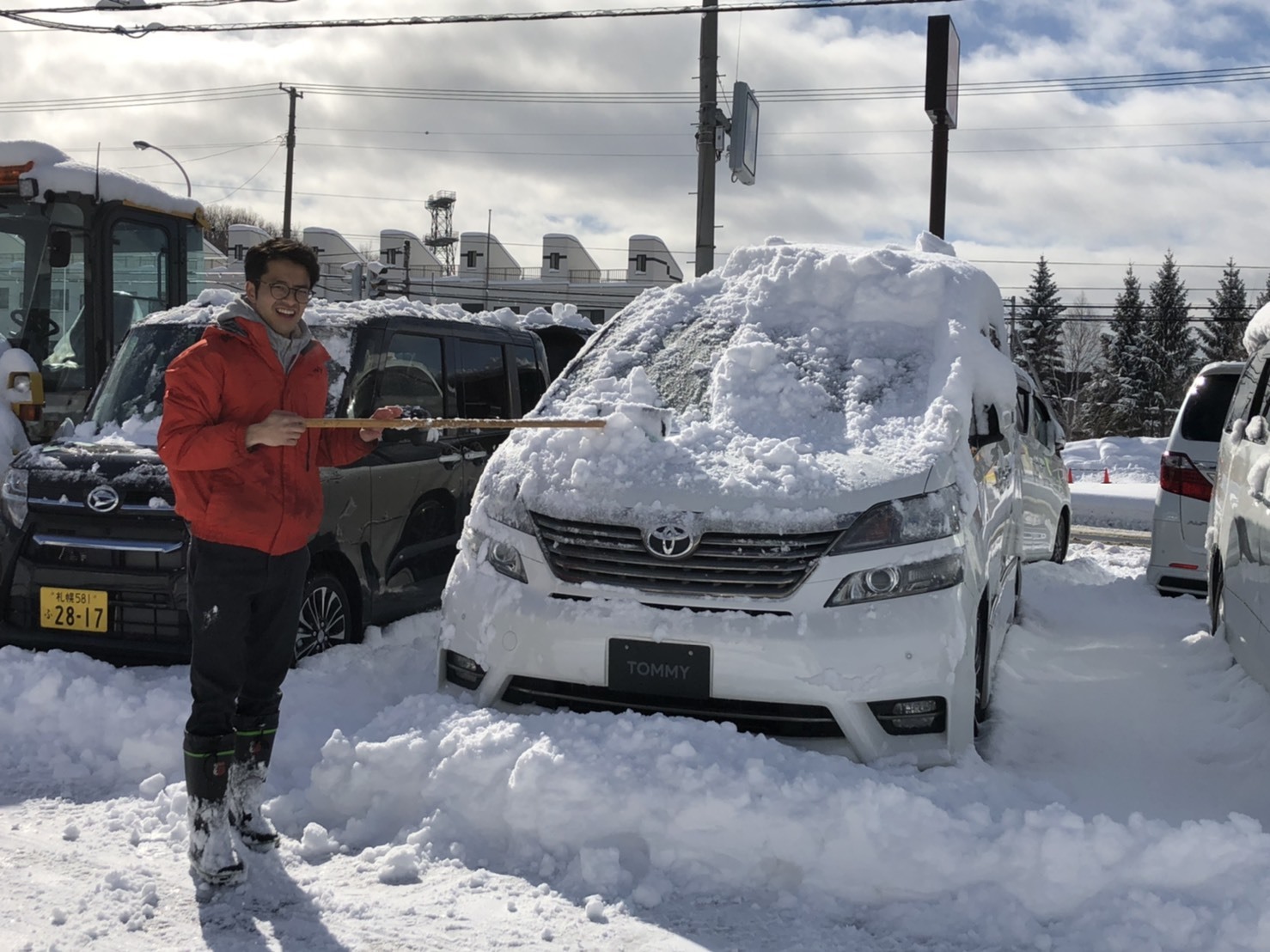 2月11日(火)本店ブログ♪ ハイエース 3.0DT カスタム多数 入庫しました✨ ランクル ハマー エスカレードならTOMMY☆_b0127002_17362916.jpg