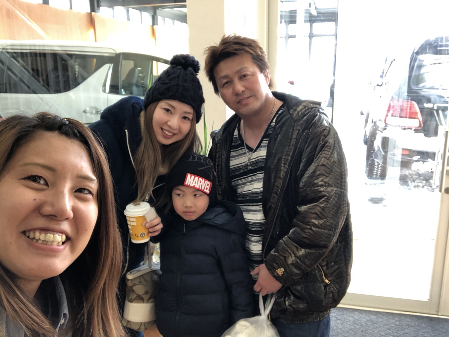 2月11日(火)本店ブログ♪ ハイエース 3.0DT カスタム多数 入庫しました✨ ランクル ハマー エスカレードならTOMMY☆_b0127002_17571975.jpg