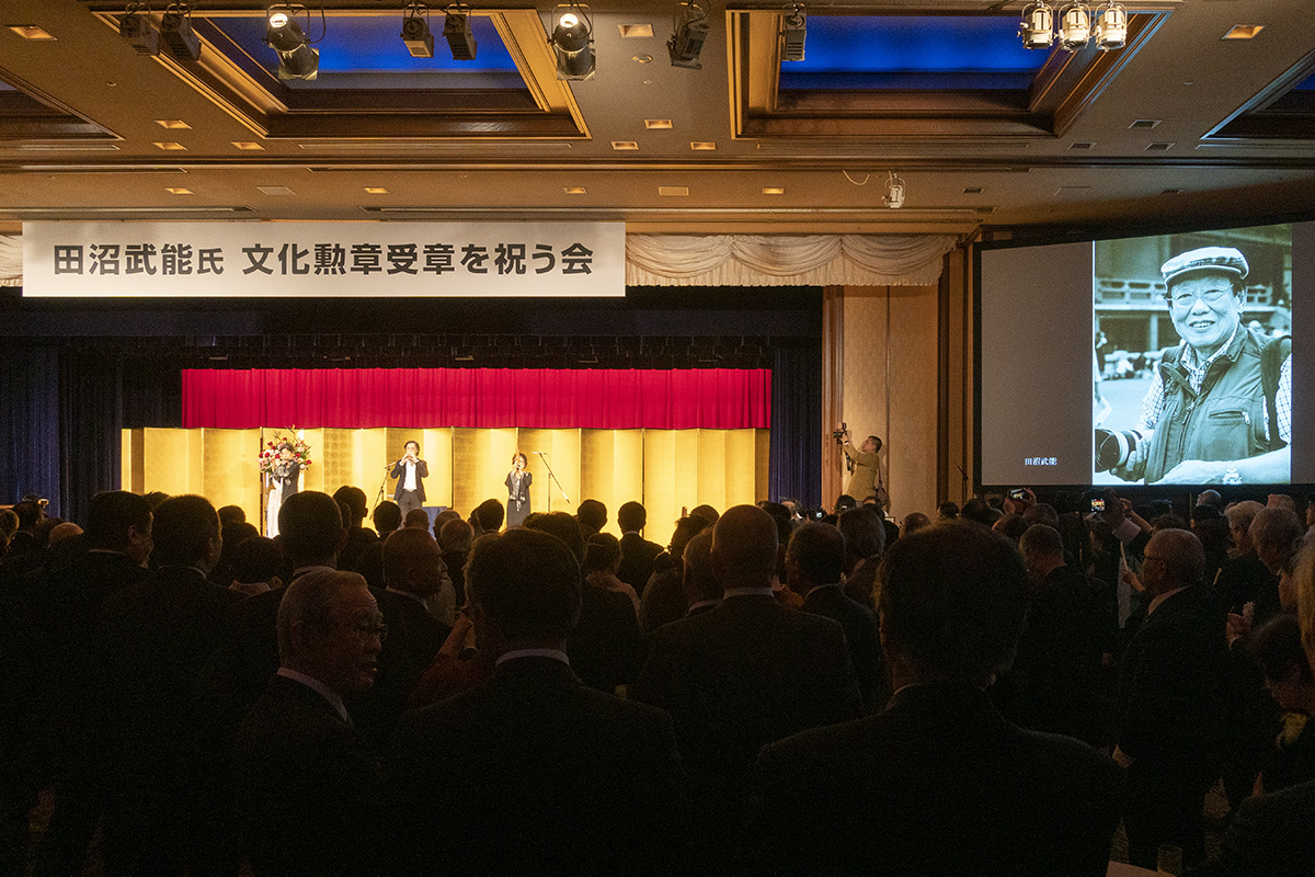 慶事・文化勲章 2月10日(月) 6821_b0069507_04442609.jpg