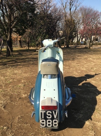 1960 IINOCENTI LAMBRETTA 150Li-2  入庫。_f0123137_20374415.jpg