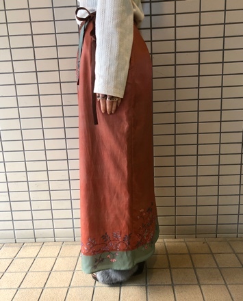 CardoFabric◇シノワズリパネルプリントラップスカート◇_d0127394_17293801.jpg