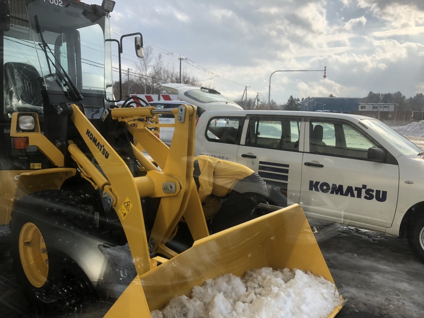 2月12日(水)TOMMYBASEブログ☆フォレスター限定車♪レクサス専門♪自社ローン全国対応!_b0127002_16044114.jpg