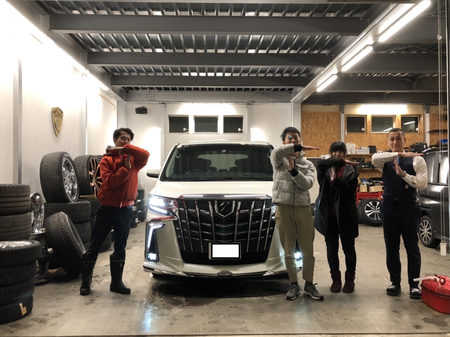 2月12日(水)本店ブログ ☆FJクルーザー4.0カラーパッケージ 4WD☆カスタム多数☆ ランクル ハマー エスカレード_b0127002_18315056.jpg