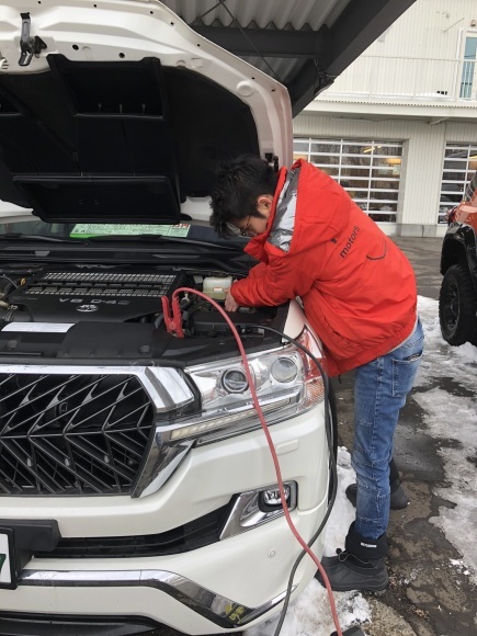 2月12日(水)本店ブログ ☆FJクルーザー4.0カラーパッケージ 4WD☆カスタム多数☆ ランクル ハマー エスカレード_b0127002_18434059.jpg