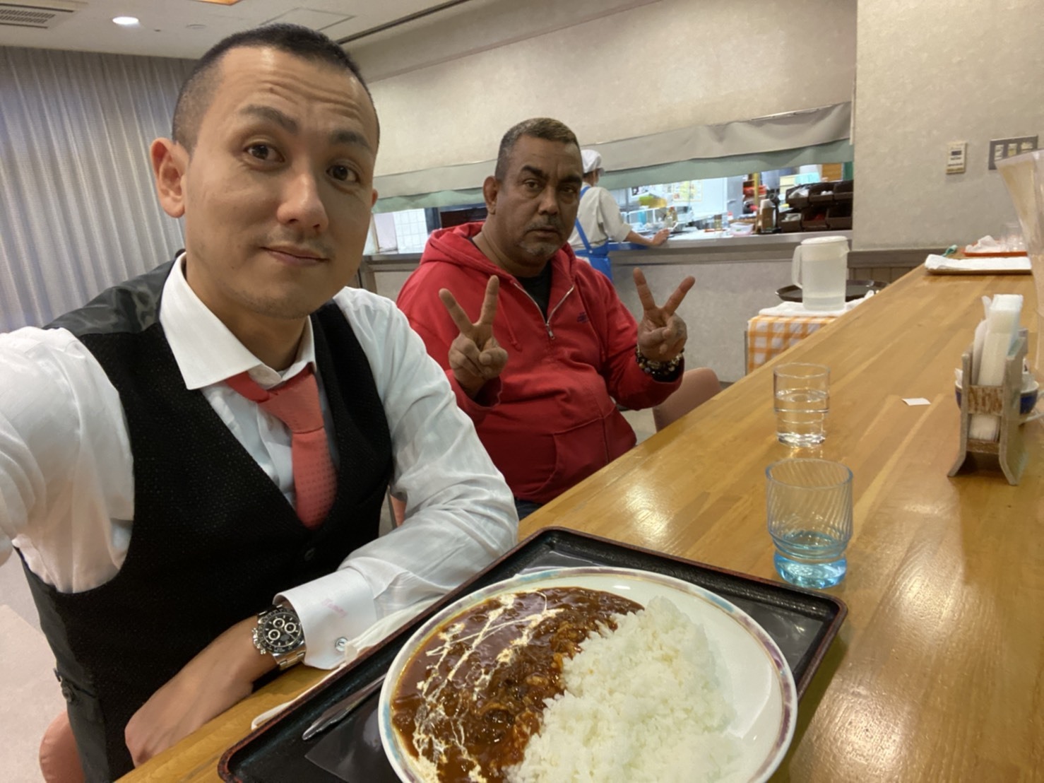 2月12日(水)本店ブログ ☆FJクルーザー4.0カラーパッケージ 4WD☆カスタム多数☆ ランクル ハマー エスカレード_b0127002_19042777.jpg