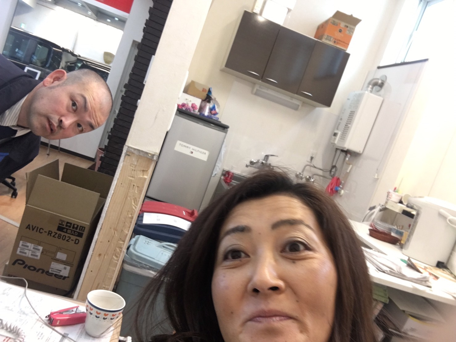 2月12日(水)本店ブログ ☆FJクルーザー4.0カラーパッケージ 4WD☆カスタム多数☆ ランクル ハマー エスカレード_b0127002_19074970.jpg