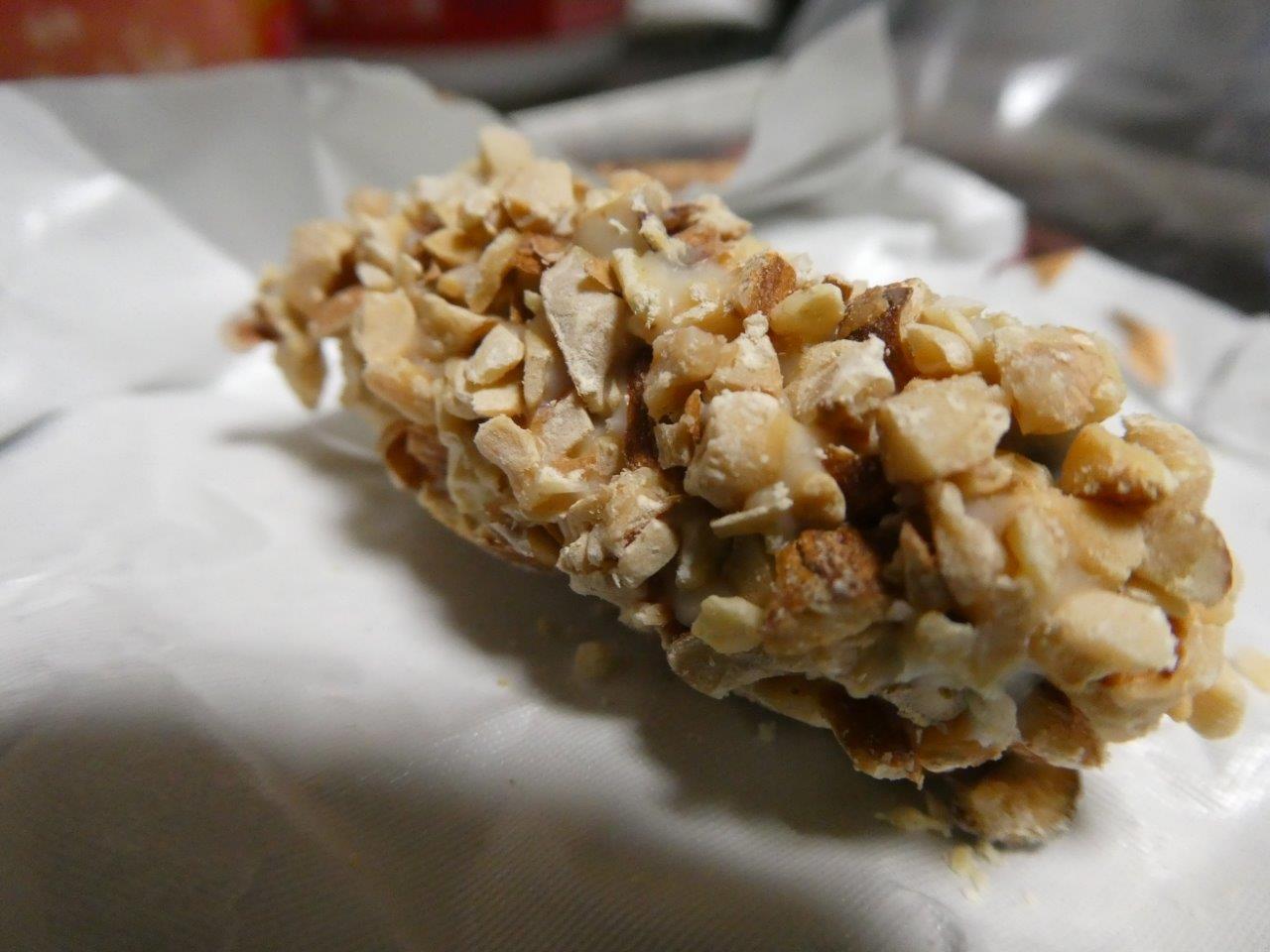 ホテルオークラ アーモンドガナッシュ_d0106134_20195817.jpg