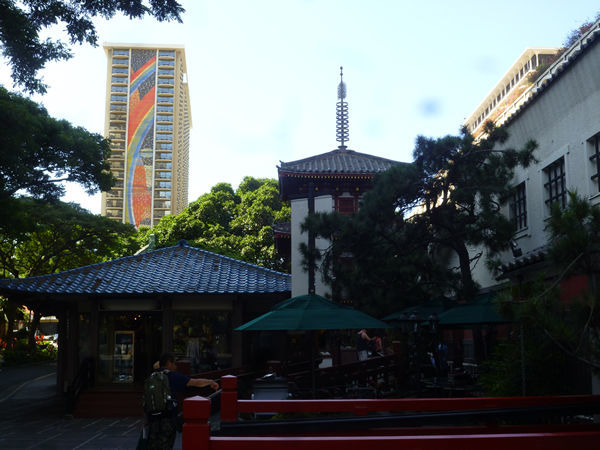 HAWAII FIVE-O巡礼・HAWAII FIVE-Oグッズショップ@ハワイでごはん2016冬_c0152767_14442564.jpg