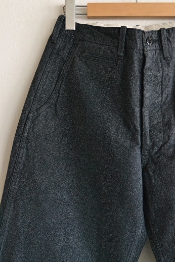 \"BLACK CHAMBRAY TROUSERS\"_d0160378_20283588.jpg