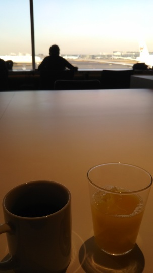 旅のはじめは_c0155326_08520466.jpg