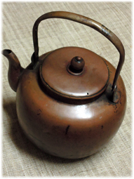 お茶を飲む道具 アンティークを普段使いに_d0221430_21430691.jpg