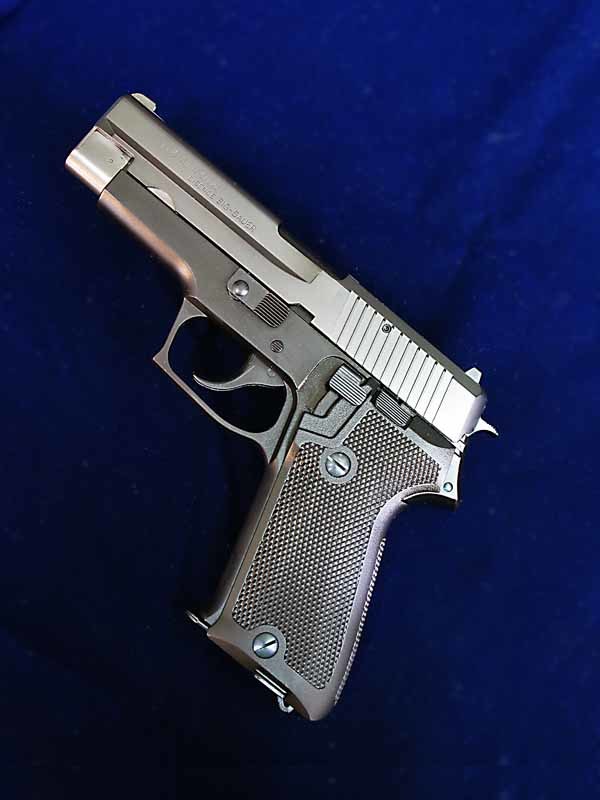 タナカ SIG P220 陸上自衛隊 EVO2 frame HW モデルガン : 上野