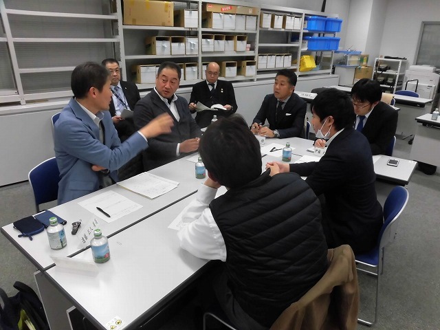 企業、学校、地域、それぞれがウインウインになる切り札? 中小企業振興会議のキャリア教育懇話会_f0141310_06413934.jpg