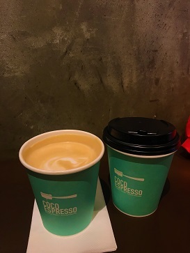 香港カフェ巡り40 新型肺炎3人に1人感染?計算しながらフラットホワイト@CoCo Espresso☆Cafe Explore 40 CoCo Espresso in Central_f0371533_12113730.jpg