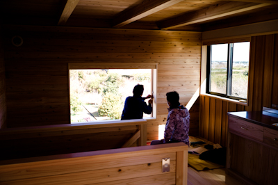 200114 MIHAMA window_b0129659_17302116.jpg