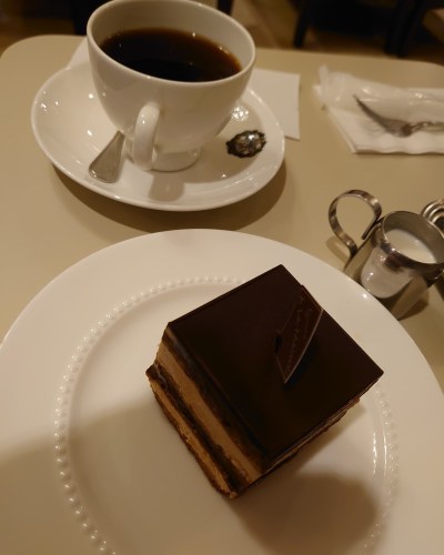 「カフェバリウスタ」_a0075684_10210107.jpg