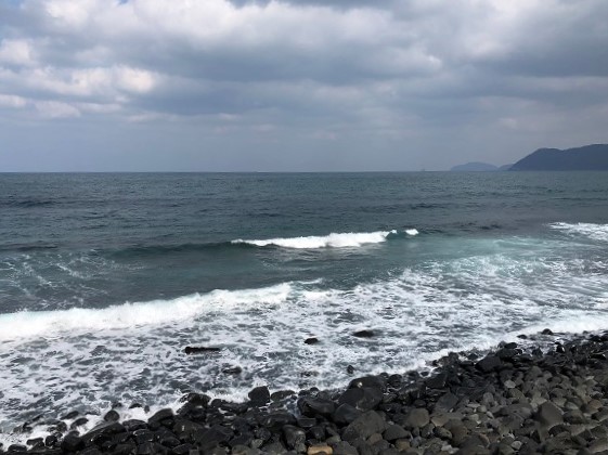 芥屋の大門・トトロのトンネル（糸島市志摩）_a0392400_10312344.jpg