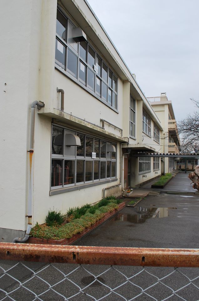 埼玉県上尾市立中央小学校第二校舎(建築家・関根要太郎作品研究)_f0142606_10341043.jpg