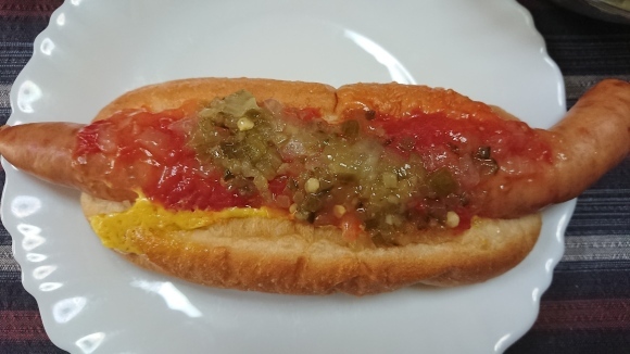 2/15 ローソン GOOODOG! グーードッグ トマトオニオン(ハラペーニョ入り)¥298_b0042308_12240394.jpg