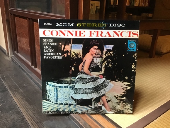 sings spanish and latin american favorites / connie francis_e0230141_20483359.jpeg