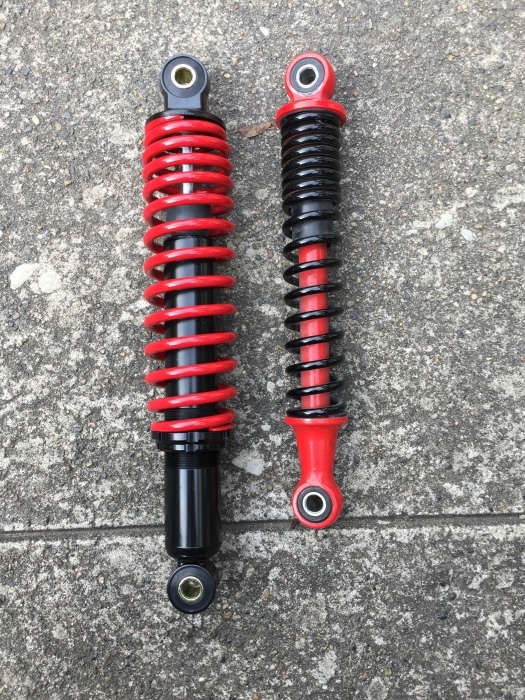 フレディ号 リヤショック交換…。_e0073289_14155769.jpeg