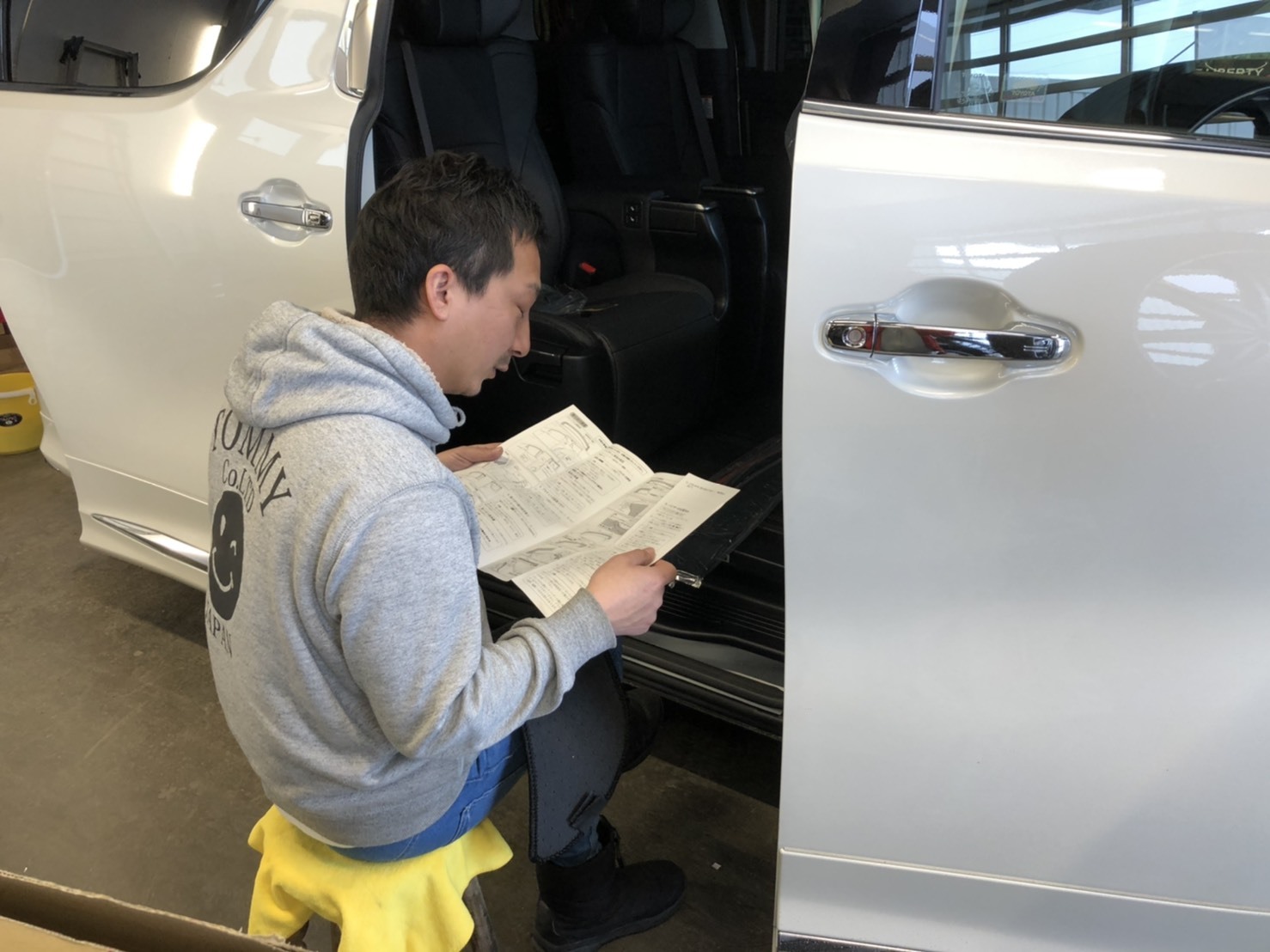 2月16日(日)🌟エスカレード新車並行あります!!ランクル ハマー ハイエース♡TOMMY♡_b0127002_16372448.jpg